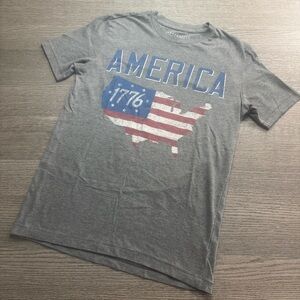 Aeropostale Graphic Tee Men’s T-Shirt Size XS Patriotic Gray
